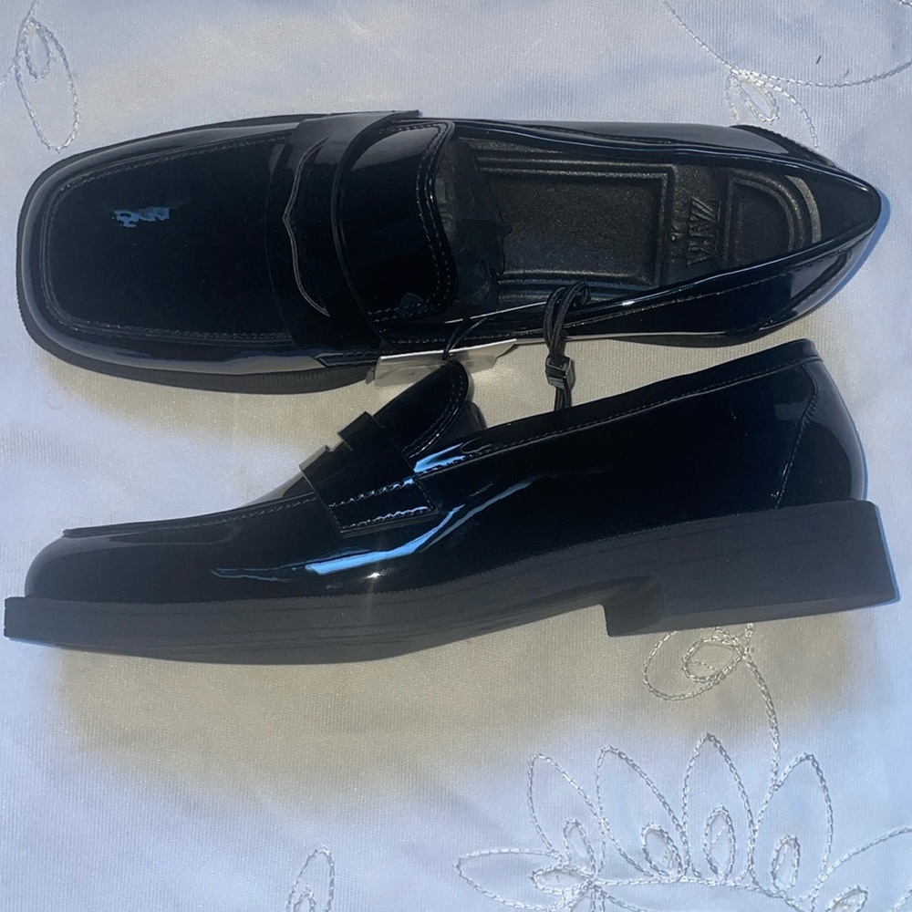 NEW Zara Black Patient Leather Loafers